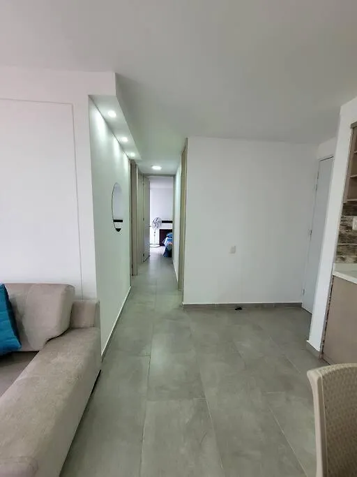 Cali Piso 6-04 Sector Sur Valle Del Lili Apartamento Confortable 0*,